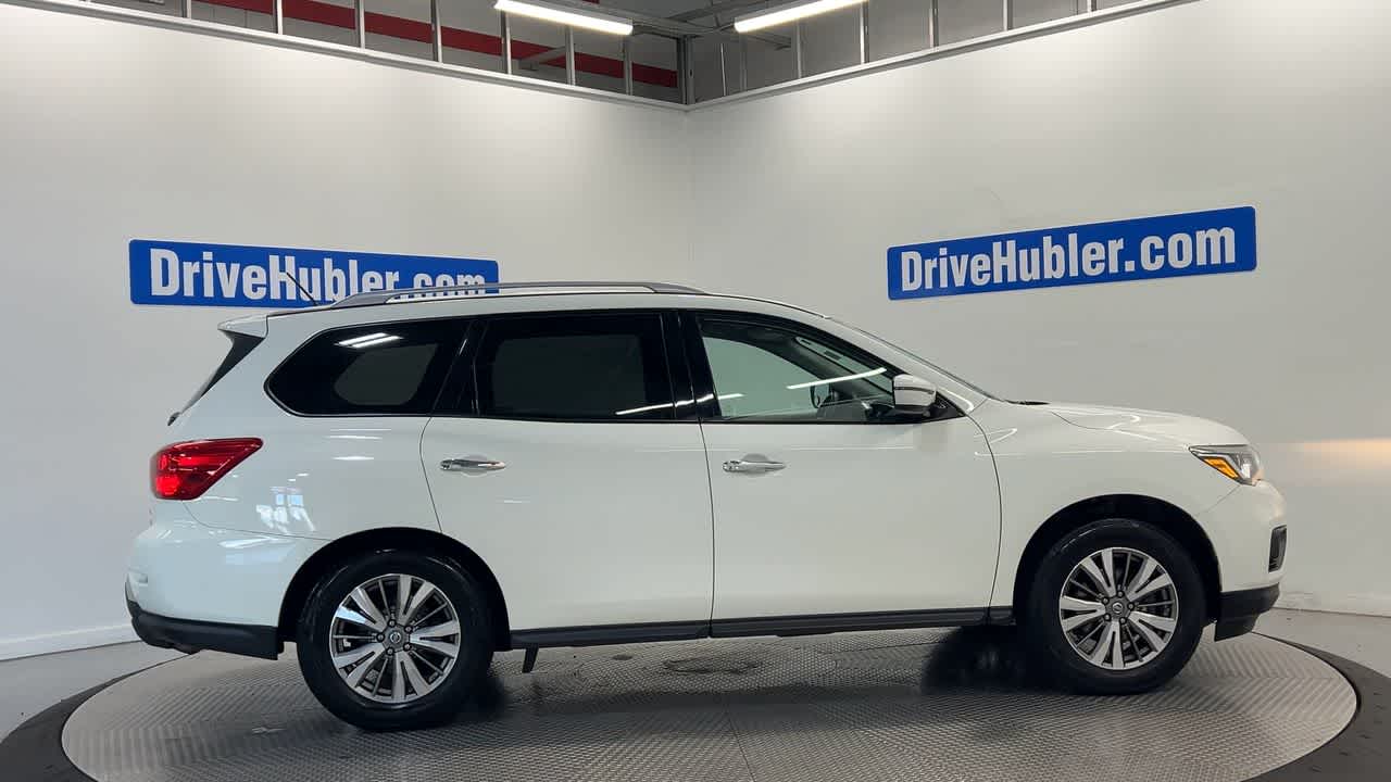2018 Nissan Pathfinder SV