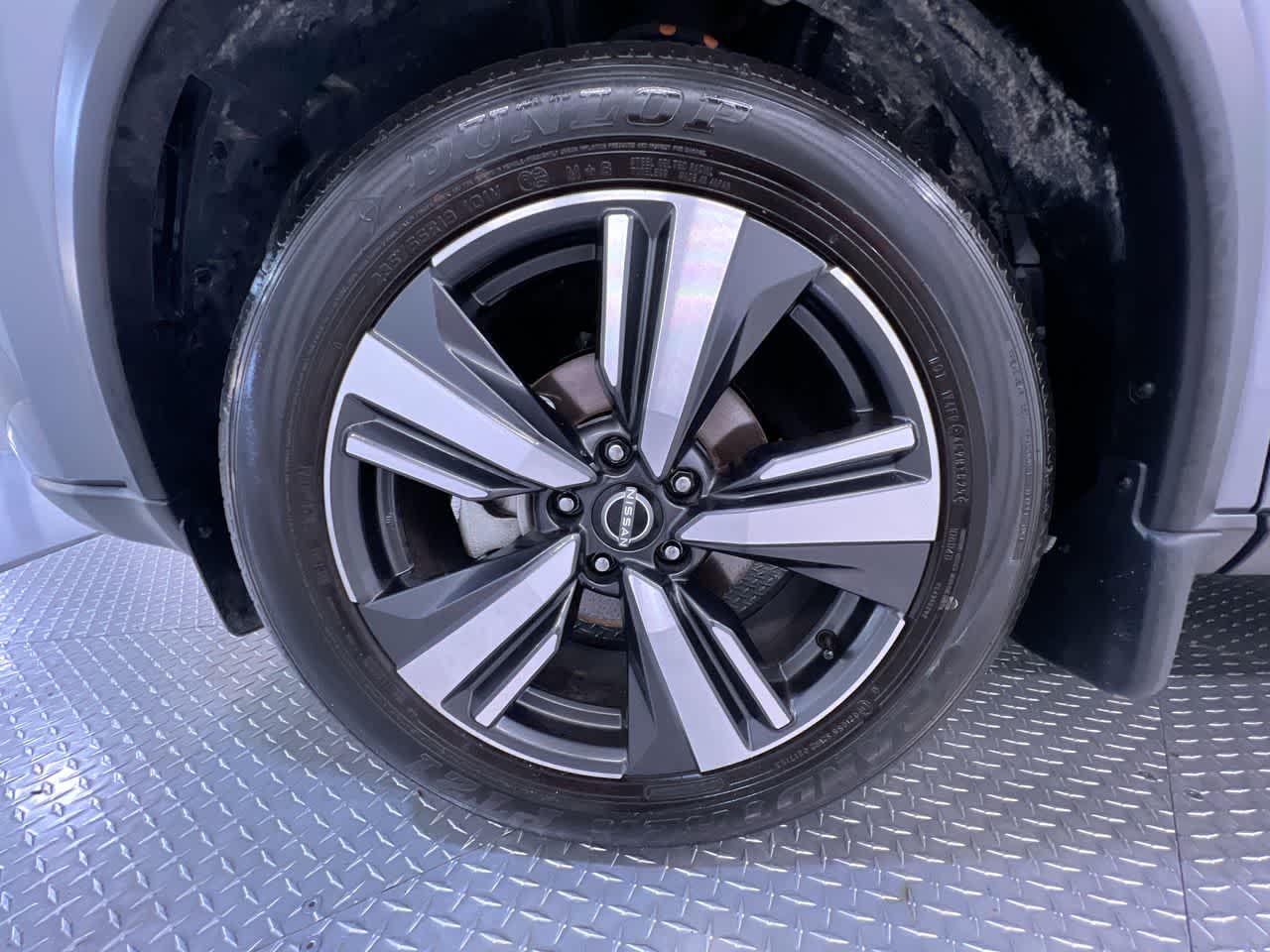 2025 Nissan Rogue SL