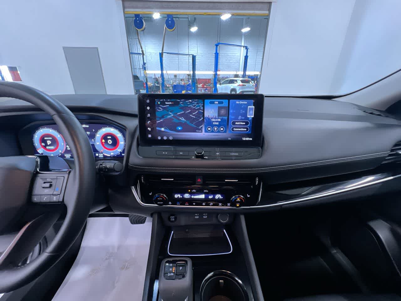 2025 Nissan Rogue SL