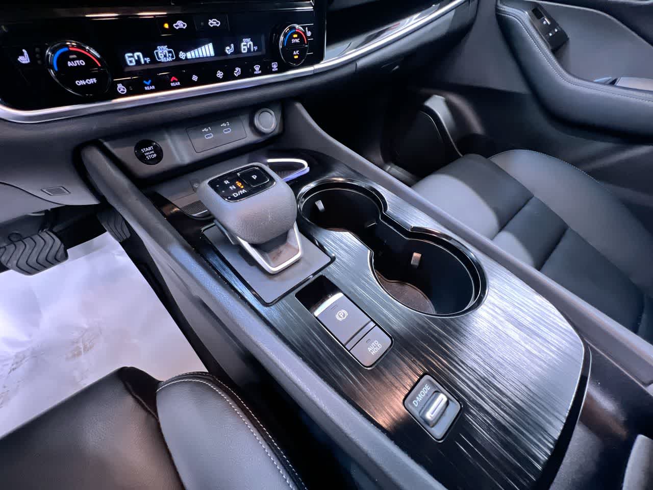 2025 Nissan Rogue SL
