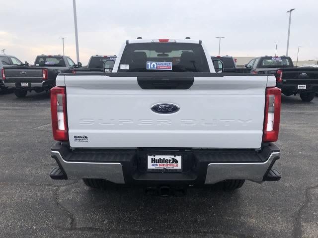 2026 Ford Super Duty F-350® XLT